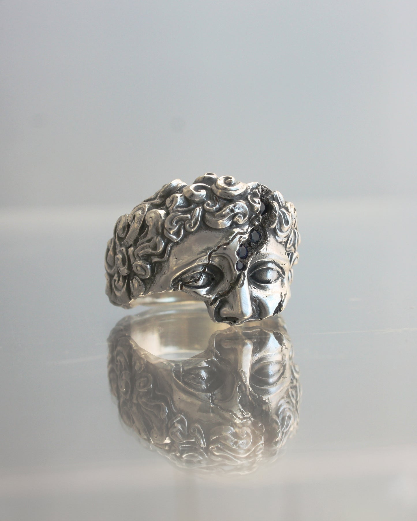 IDOL RINGBAND - Blue Sapphires