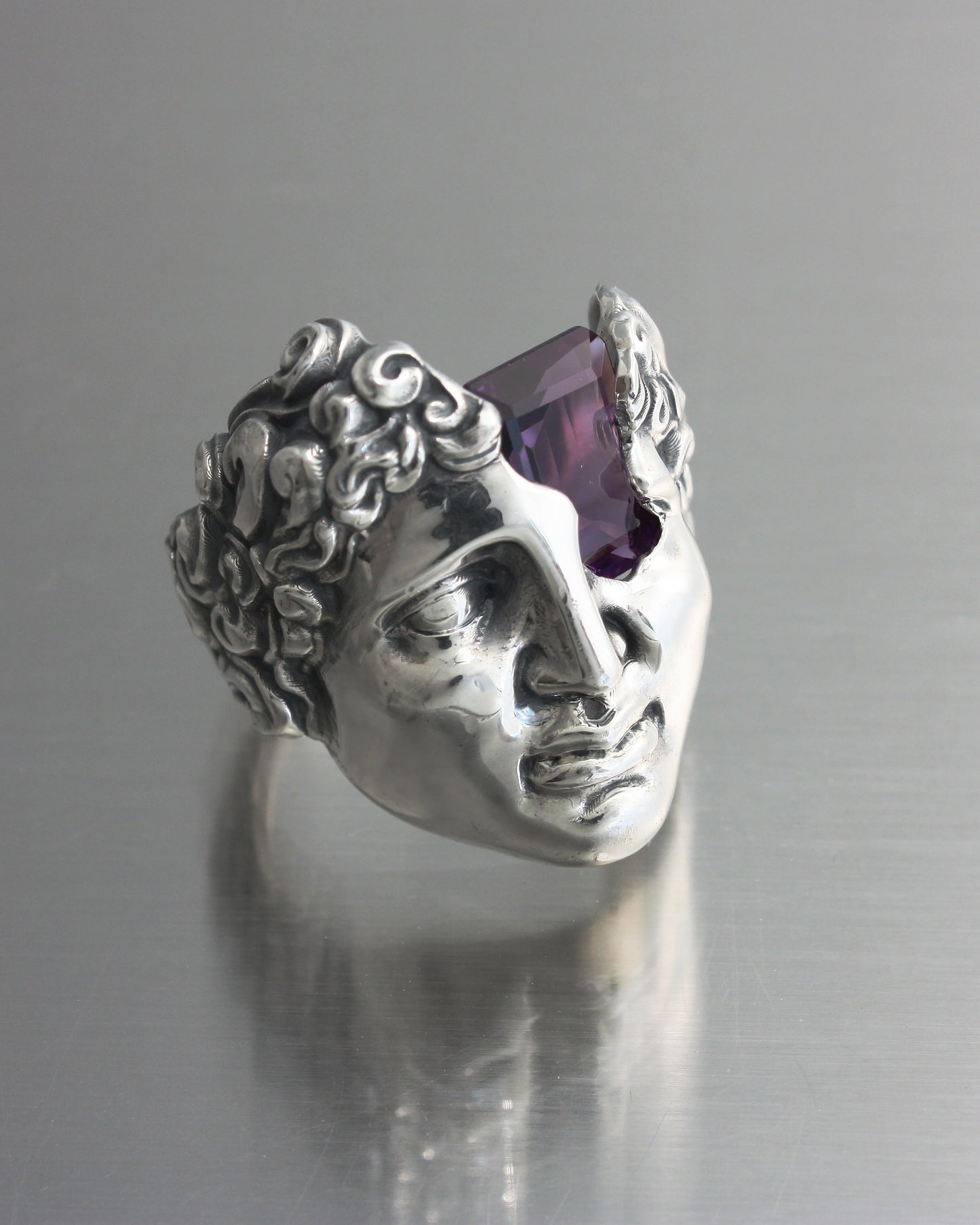 IDOL RING - Sterling Silver / Amethyst