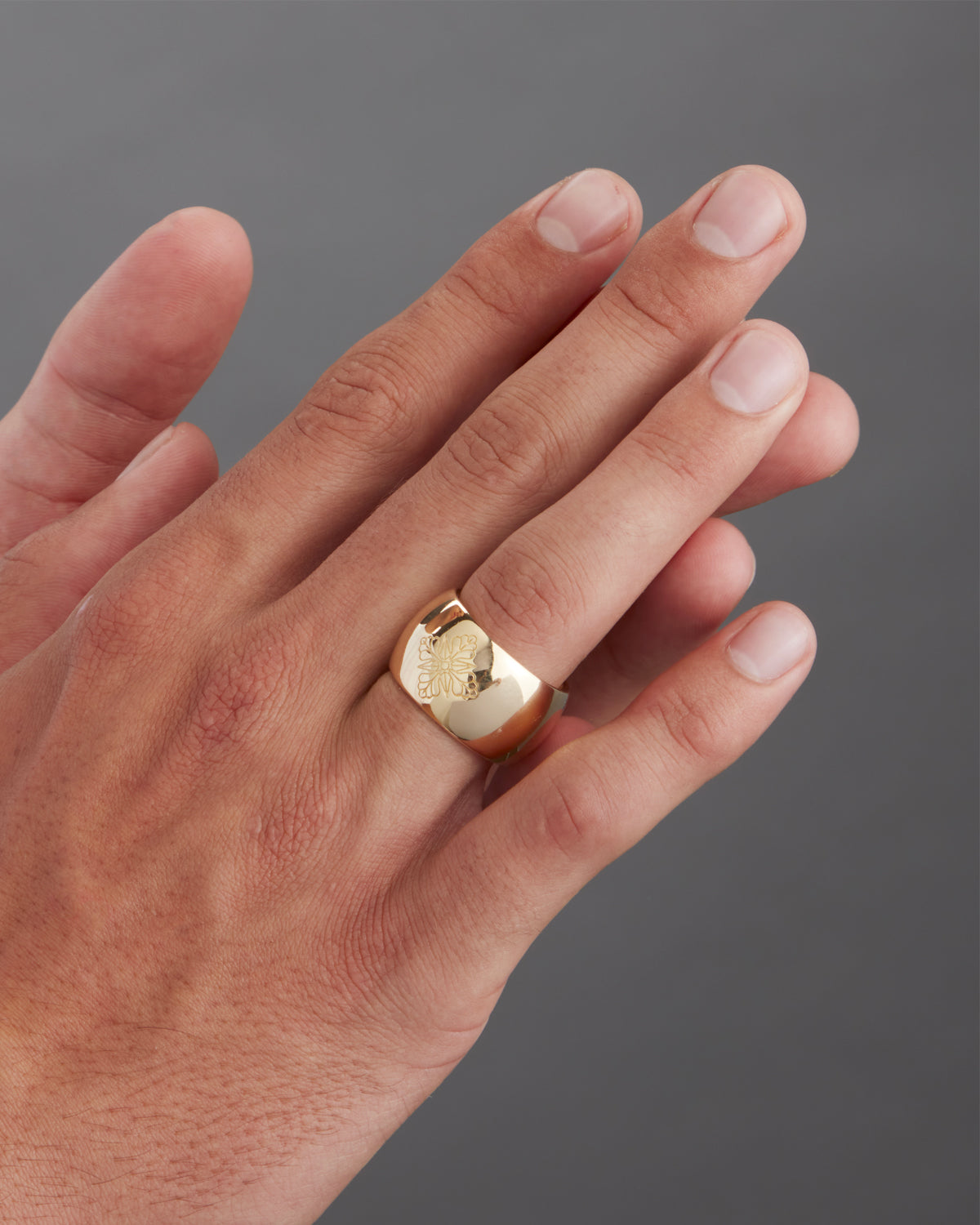 Acanthus Flower Chunky Ring Band