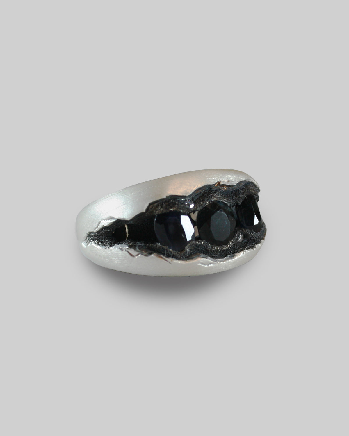 Olympia Ruin Ring - Sapphires
