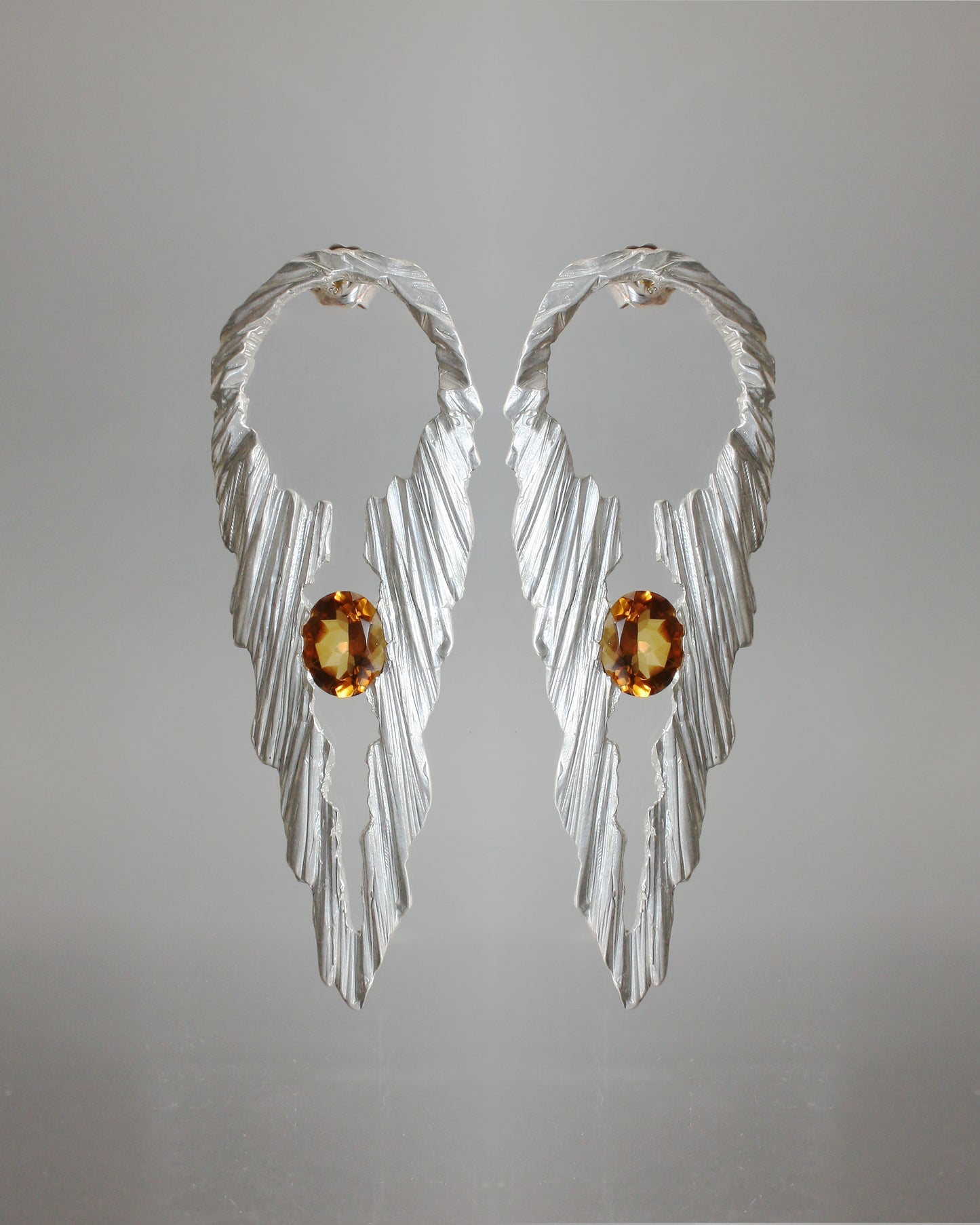 STONE D. SUSPENSION EARRINGS