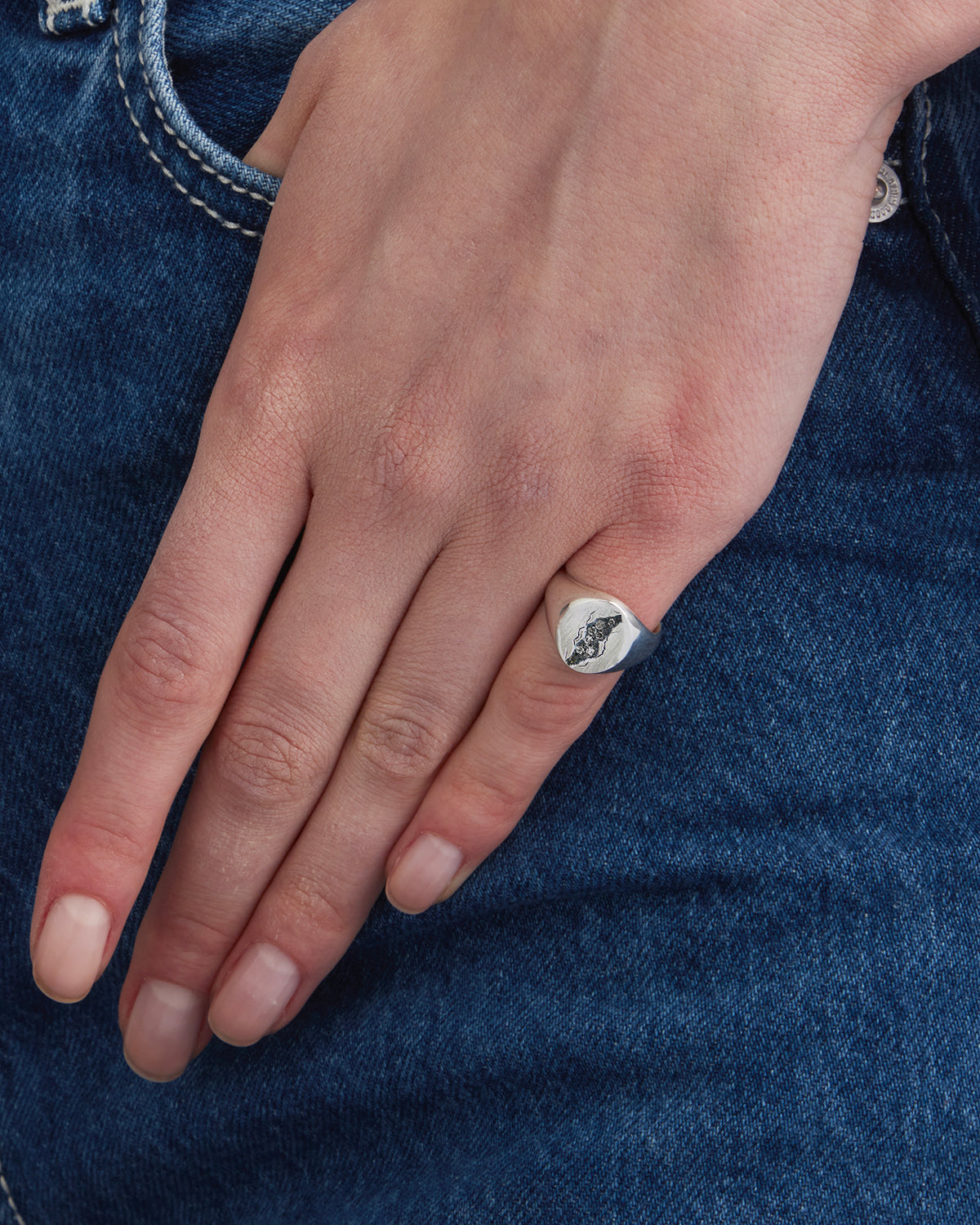 Eroded Diamonds Micro Chevalier Ring