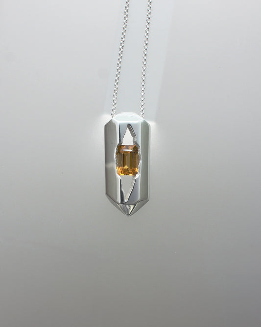STONE D. SUSPENSION NECKLACE