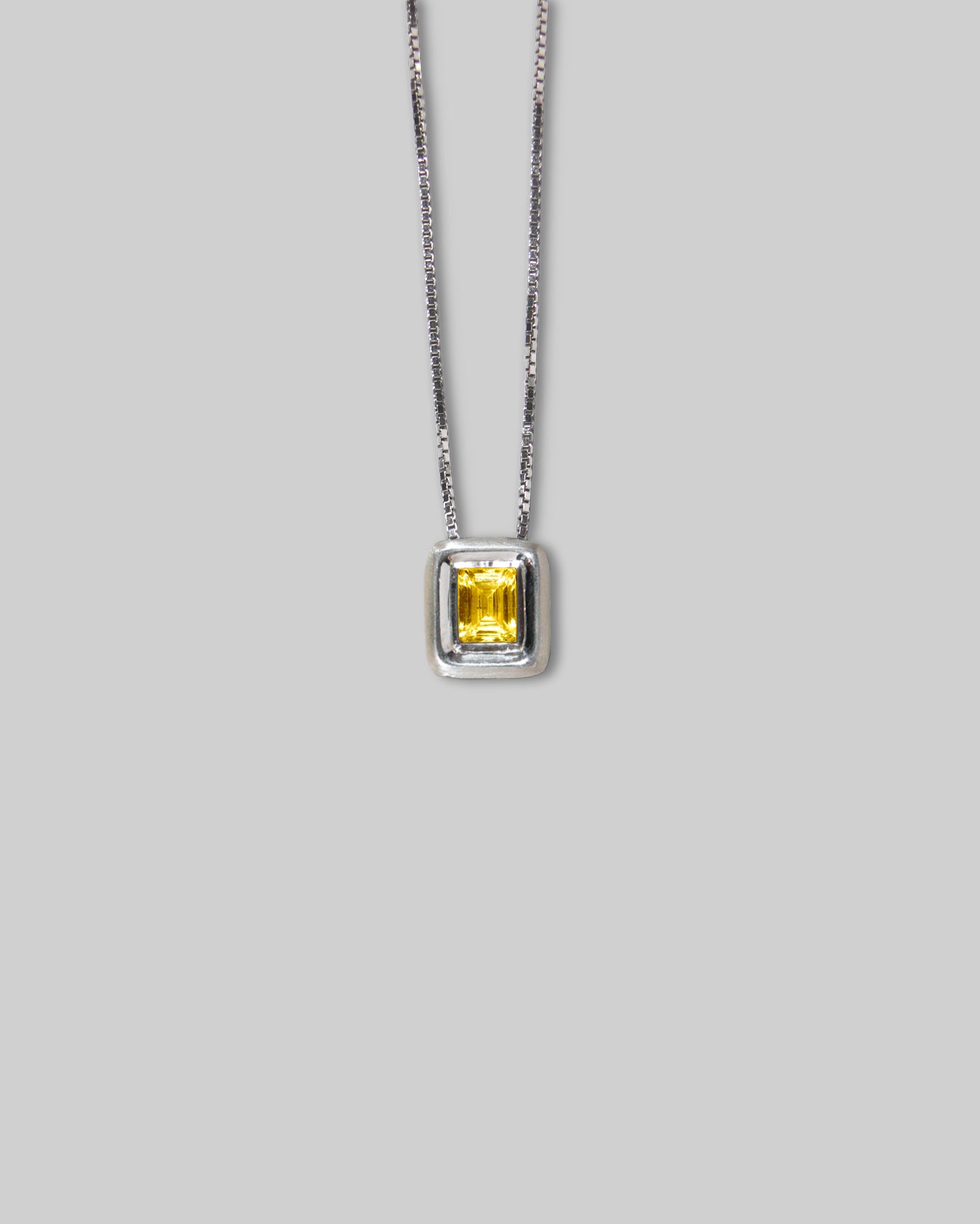 Olympia Necklace Mini